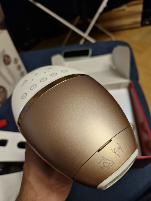 Depilator laserowy Philips  lumea 9900
