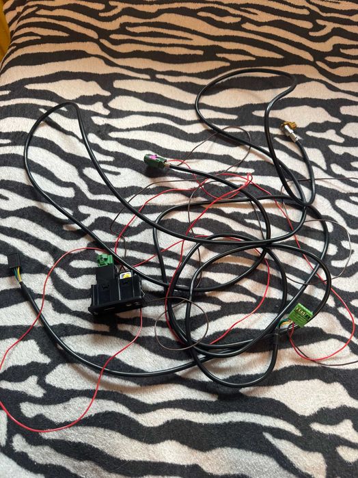 Radio VW MIB2 PQ STD2 wersja z DAB wraz z całym zestawem do retrofit