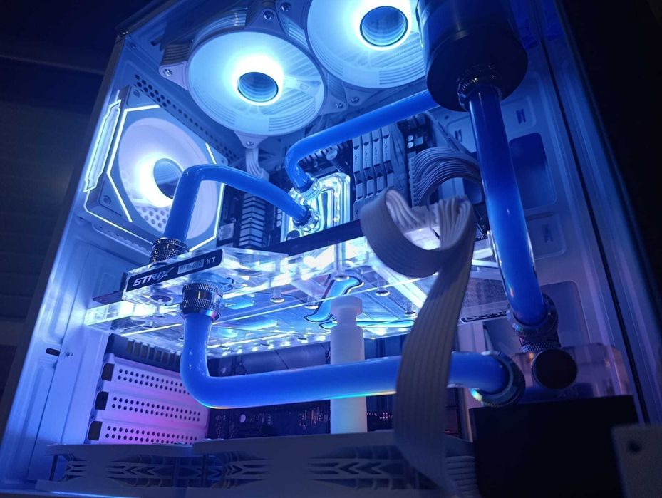 PC GAMING RX5700XT | Ryzen 5 3600 | 32GB RAM | 1Tb SSD NVME