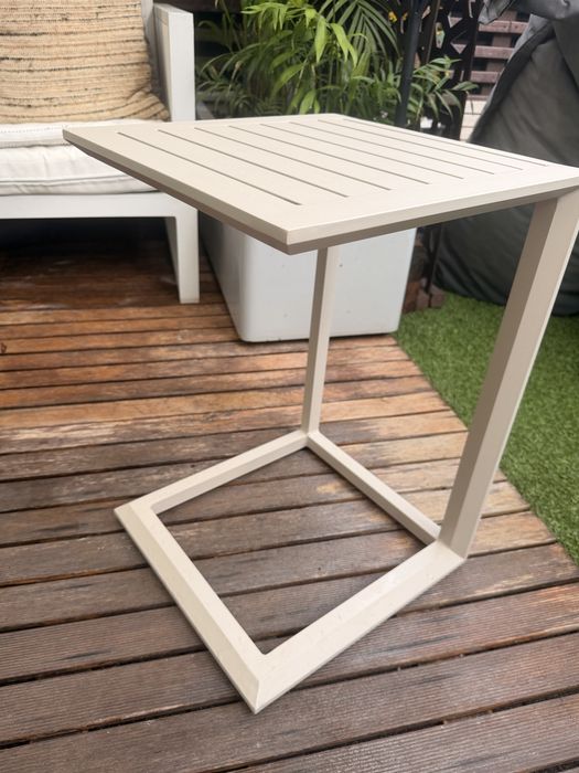 MESA DE APOIO ÉVASION ARGILE- para exterior- está nova..