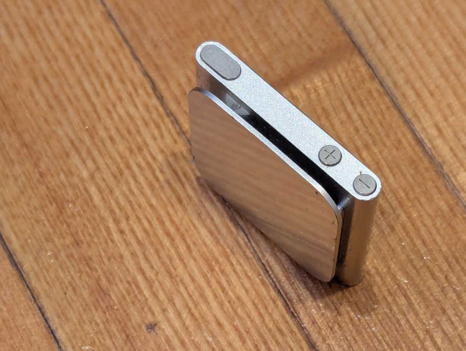 MP3 плеєр (Flash) Apple iPod nano 6Gen 8GB Silver (MC525)