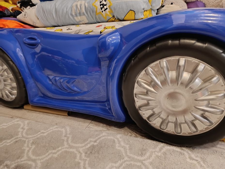 Łóżko dla dziecka  samochód