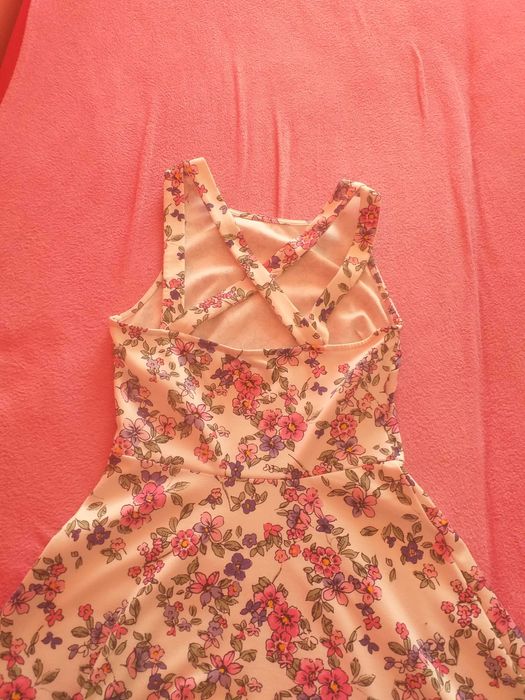 Letnia sukienka w kwiaty