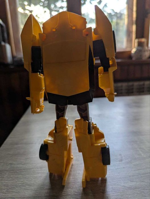 Transformer Bumblebee Husbro