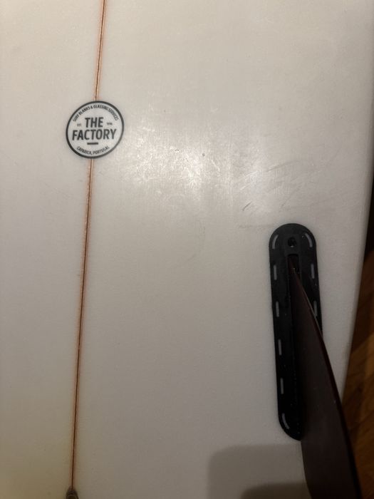 Prancha Twin Fin Bloodbrothers - 5’9