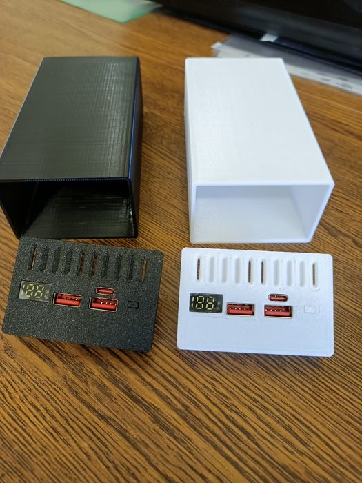 Корпус повербанка з платою 22.5 ват