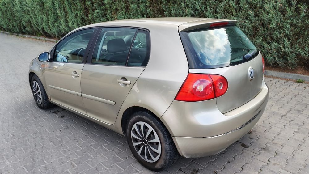 VW Golf V 1.9TDI 2005 Rok