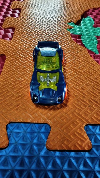 Машинка Hot Wheels Nerve Hammer (оригінал)