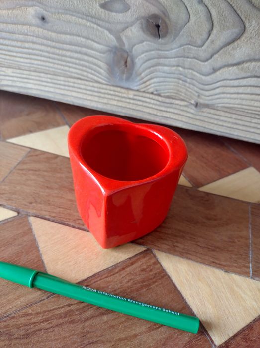 Pote Coração Vermelho em Cerâmica