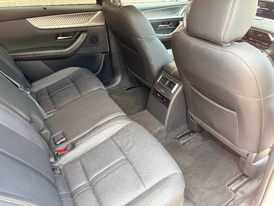 Mazda CX-90 Hybrid      2024