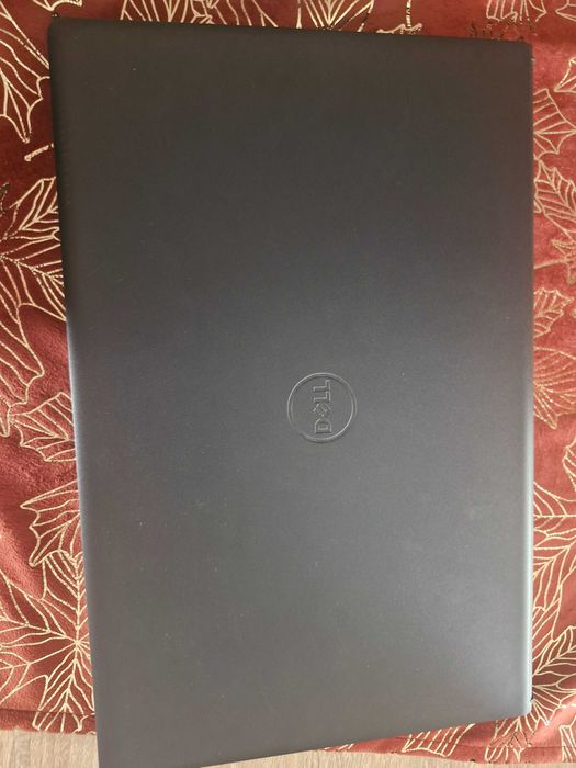 Sprzedam nowego laptopa