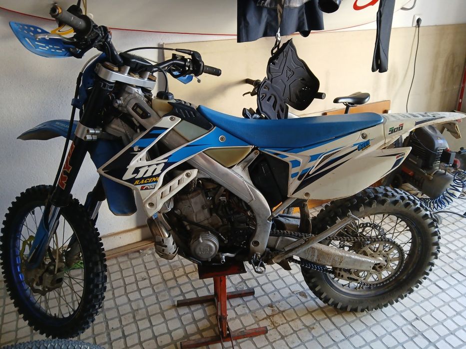 TM Racing EN 300