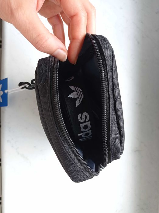 Listonoszka saszetka Adidas czarna nowa