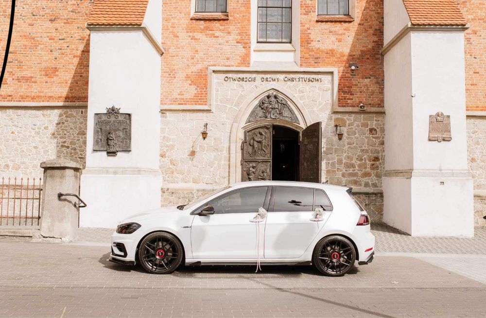 Golf 7,5 R Akrapovic -Maxton - Brembo -Motec