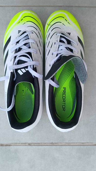 Chuteiras Adidas PREDATOR, em bom estado