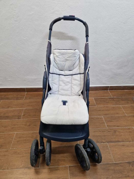 Carrinho de bebé reclinável