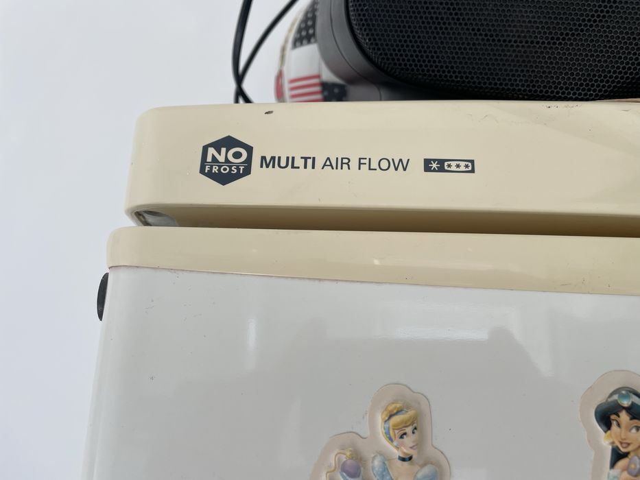 Холодильник LG дуже гарний стан