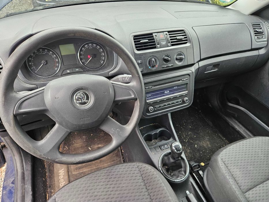 Fabia II Lift poduszki pasy zaślepka komplet