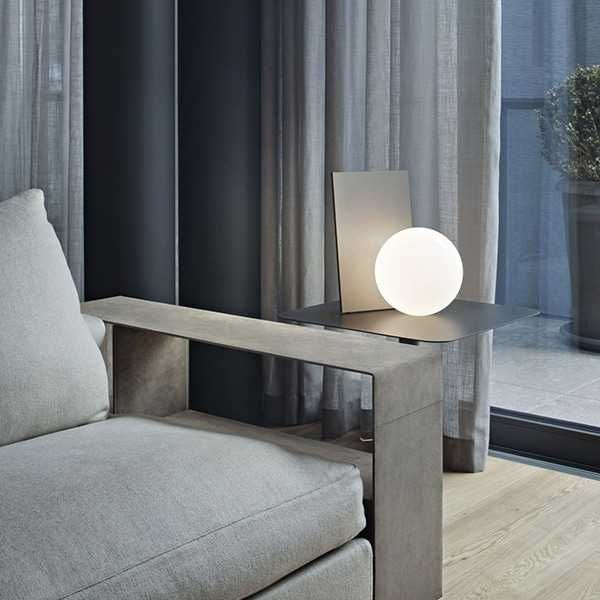 Candeeiro de mesa EXTRA T Prateado da Flos (Original e Novo)