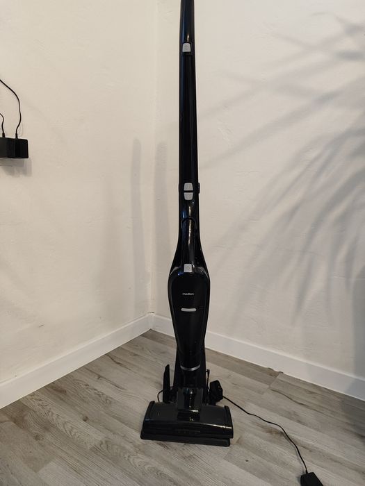 Вертикальний пилесос Medion(2-в-1)