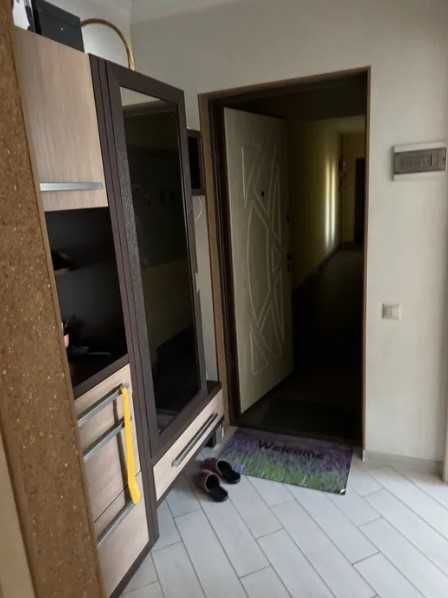 Продаж 2-кімнатної квартири 63 м2 вул. Ернста 6 Солом'янський район