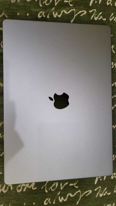 MacBook Pro 16 M1 Pro 32GB 512GB
