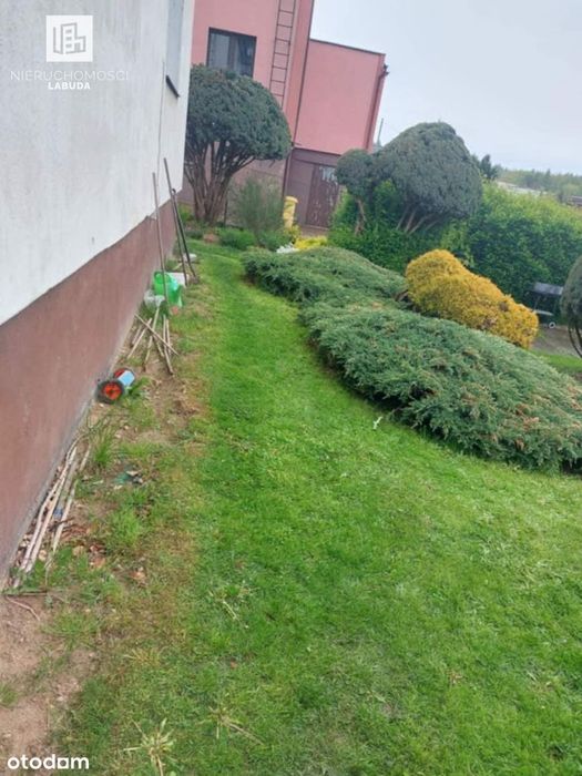 Dom wolnostojący na spokojnym osiedlu