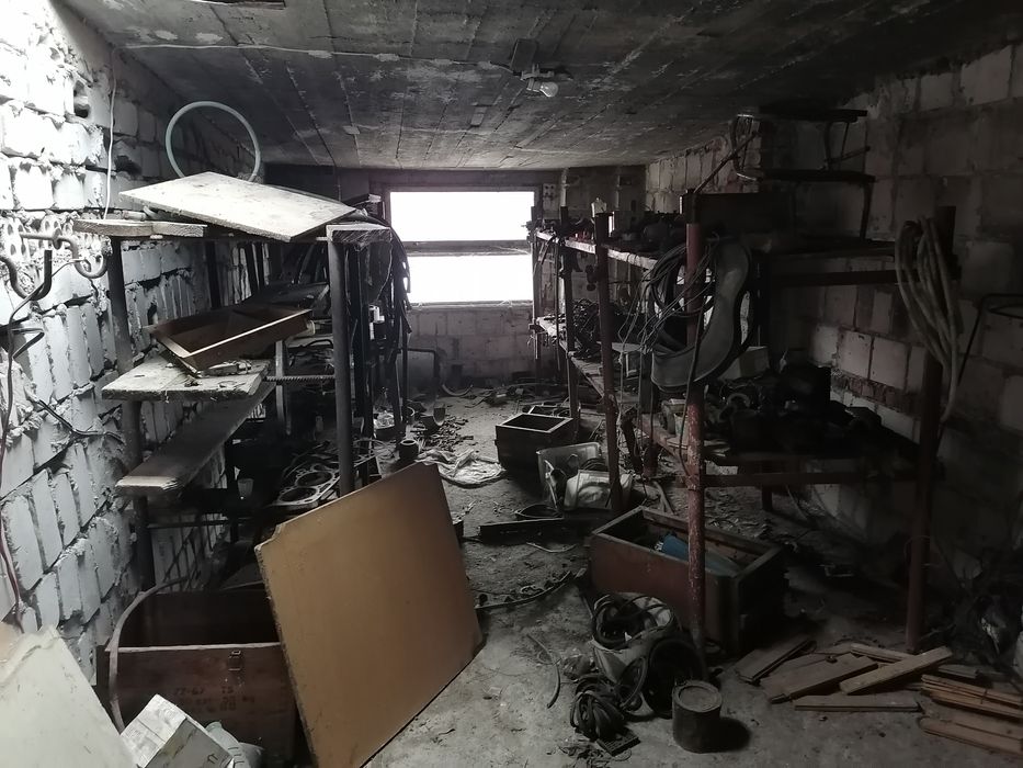 Regały solidne PRL skręcane