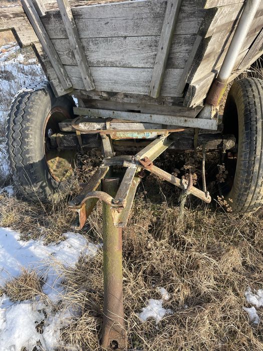 Wóz drewniany kola pompowane