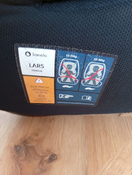 Fotelik samochodowy Lionelo Lars 15-36 kg