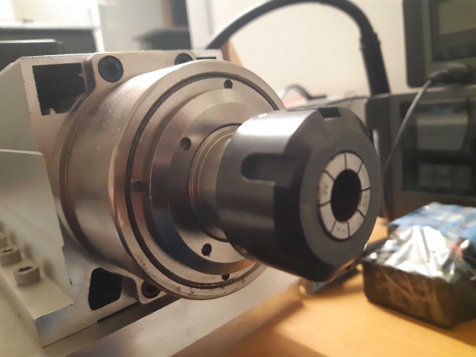 Motor de eixo refrigerado a ar Spindle 4Kw 220V