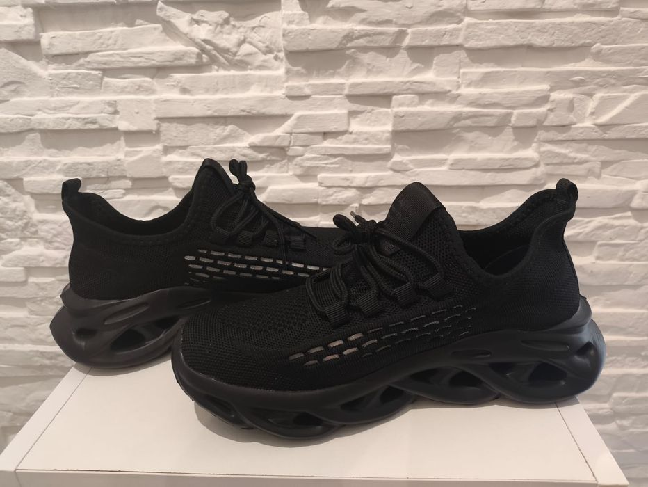 Buty sportowe męskie 39 (24,5 cm)