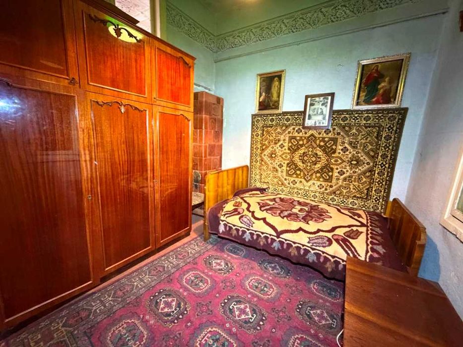 Продаж 3 кімнатної квартири у центрі міста Стрия