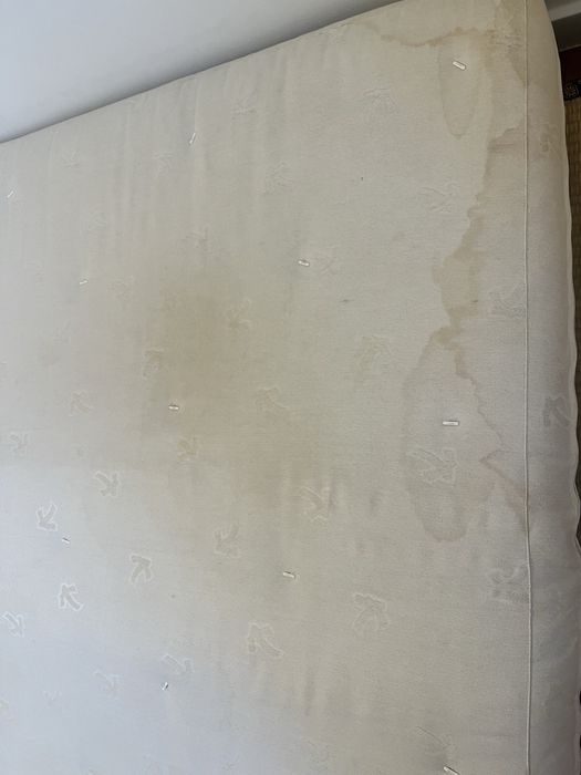 Futon antigo para oferecer