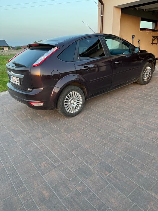 Ford Focus mk2 ghia niski przebieg!!!