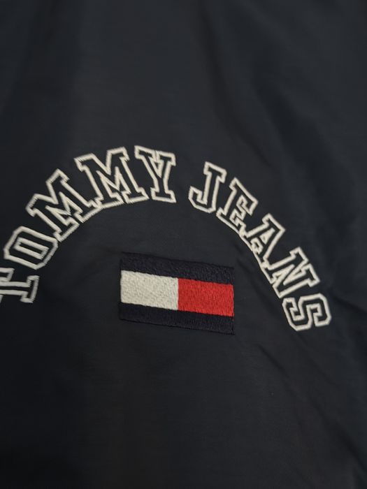 Бомпер Tommy Hilfiger