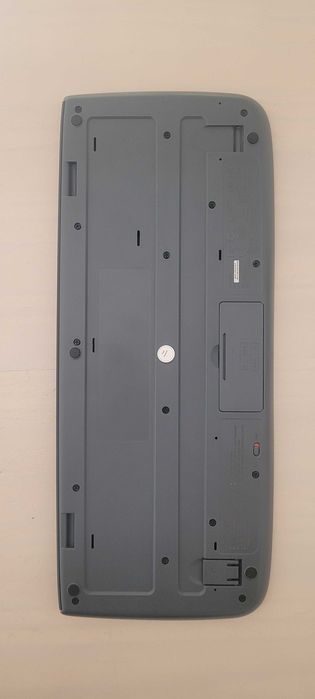 Teclado s/fio, LOGITECH usado em bom estado. vendido o PC.