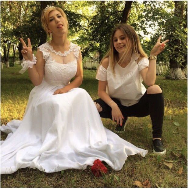 Платье новое ! Одевалось на выпуской