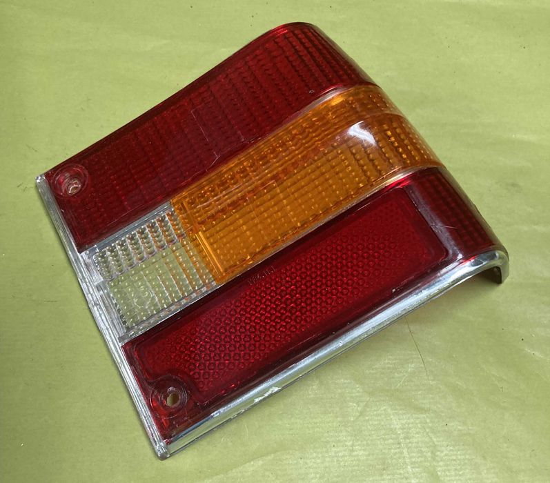 Vidro farolins trás direito Ford Cortina MK3 MkIII