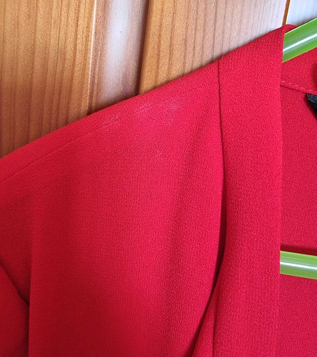 Vestido vermelho Zara, tamanho XS - nunca usado