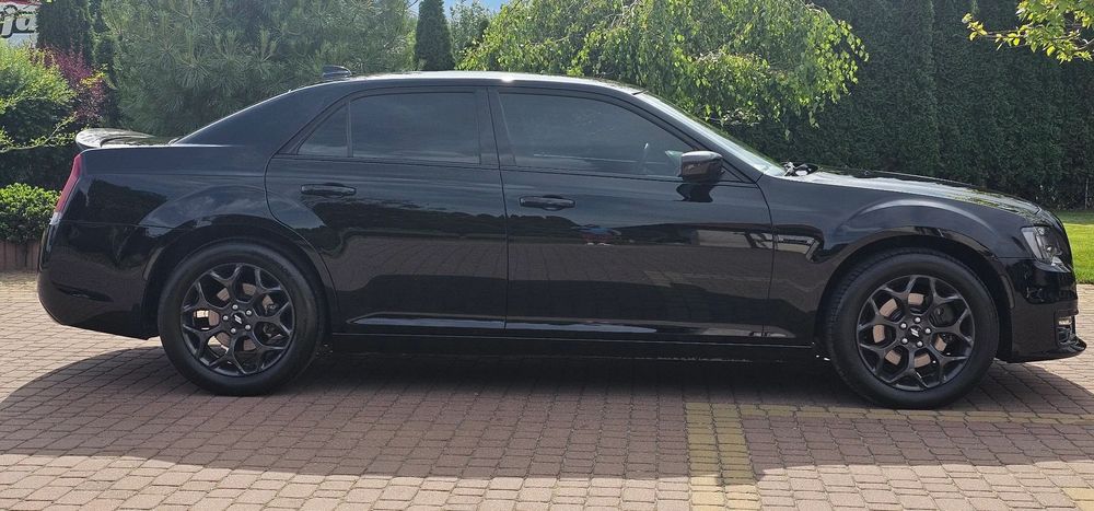 Chrysler 300S
