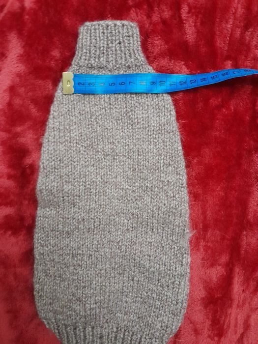 Вьязаний светр для котика