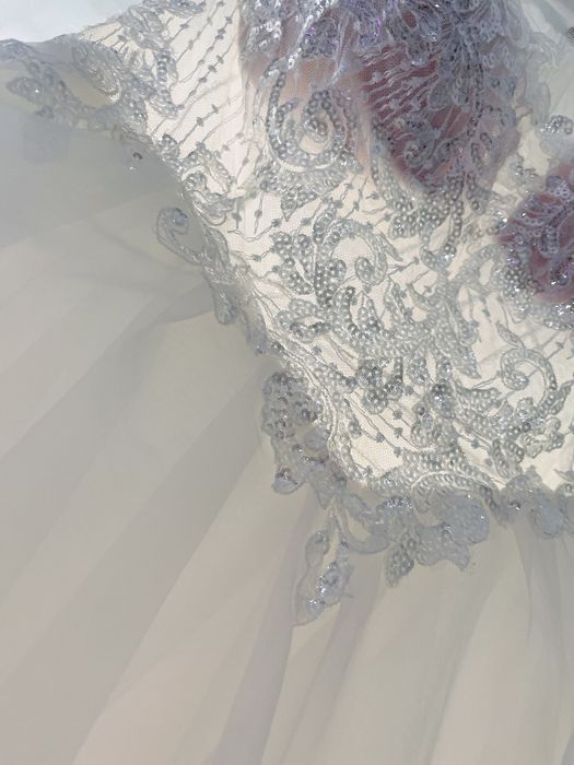 Przepiękna suknia ślubna