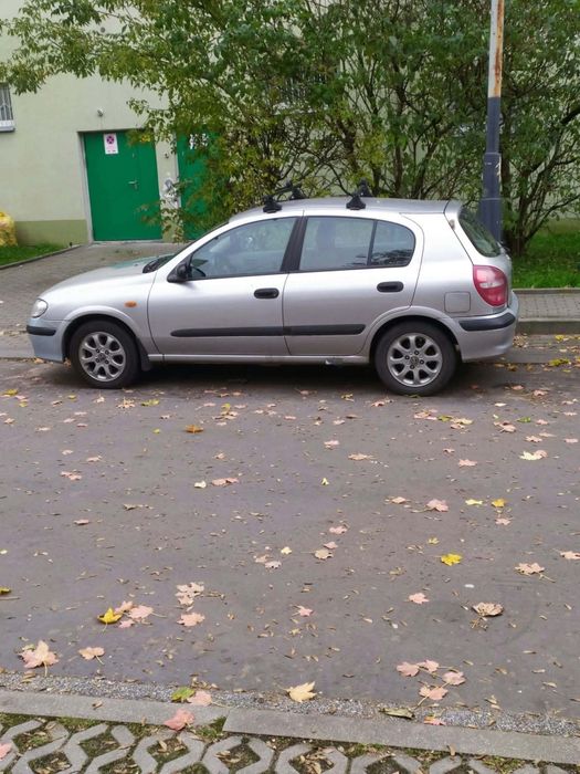 Nissan Almera