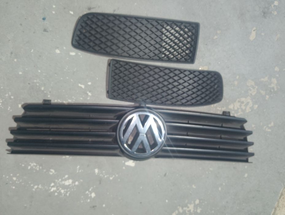 Grelha VW polo 6N2