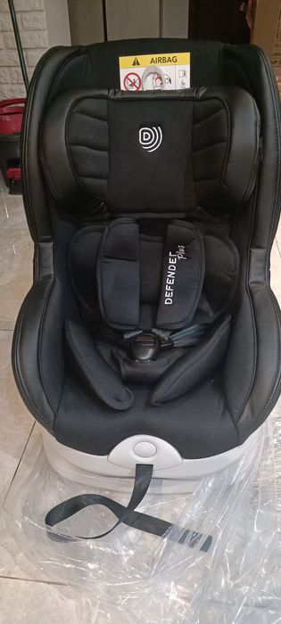 Fotelik samochodowy Defender Plus