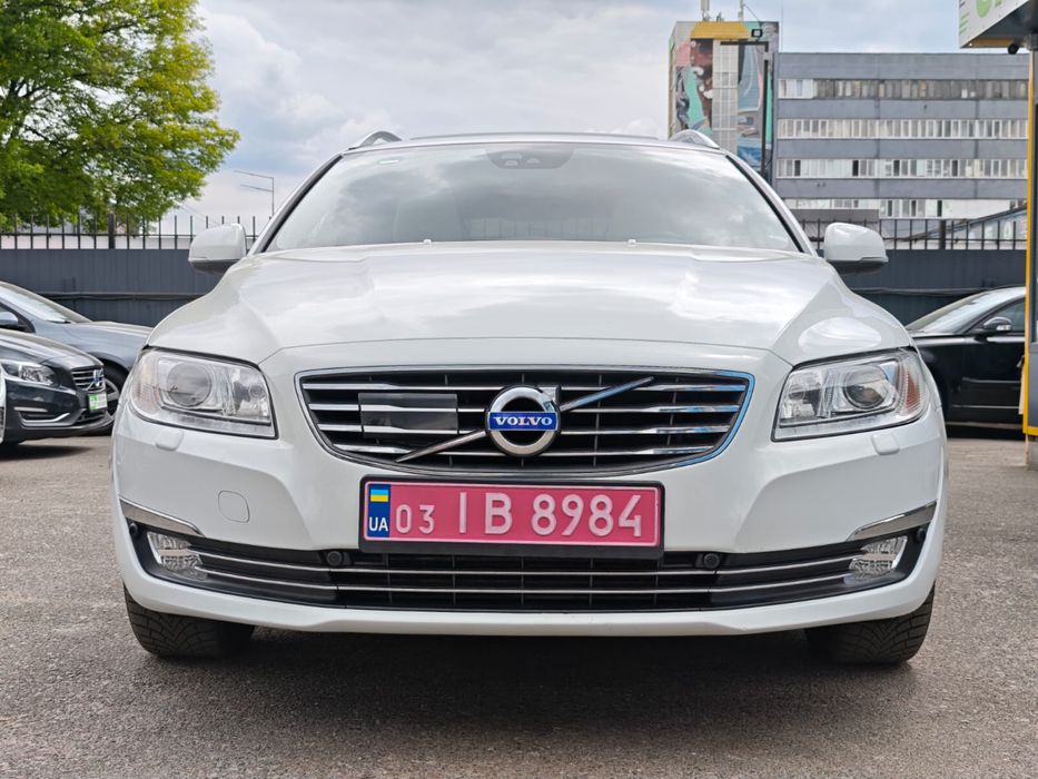 Volvo V70 III Facelift SUMMUM 2016 2.0 D4 автомат ВІДЕО