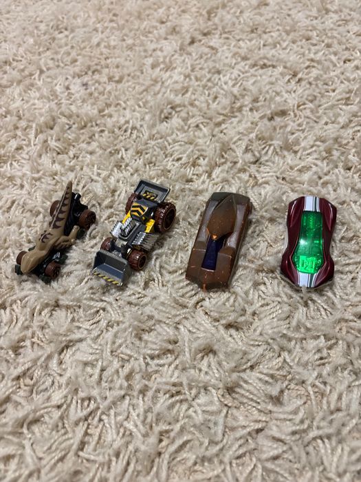 Машинки Hot Wheels