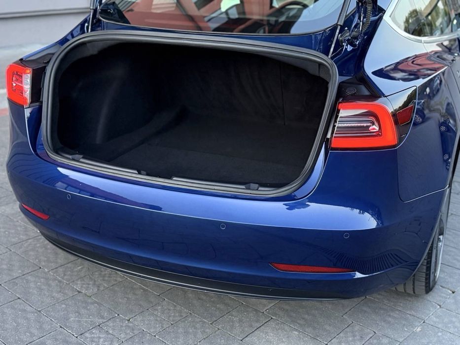 Tesla Model 3 Dual Motor