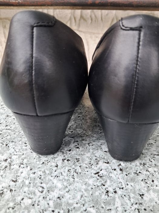 Buty damskie skórzane firmy Medicus 41